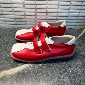 Spring Flowers by Gallucci Girl Red and White Velcro Shoes